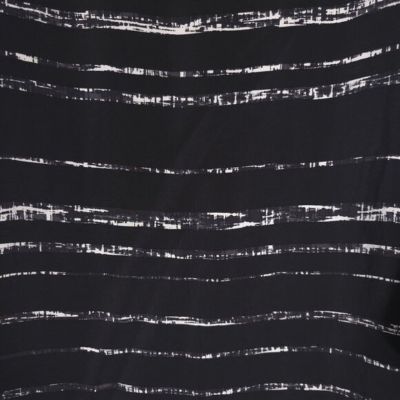 VINCE. Women's‎ Shadow Stripe Shift 100% SILK Mini Dress SMALL/P Black White - Picture 9 of 11